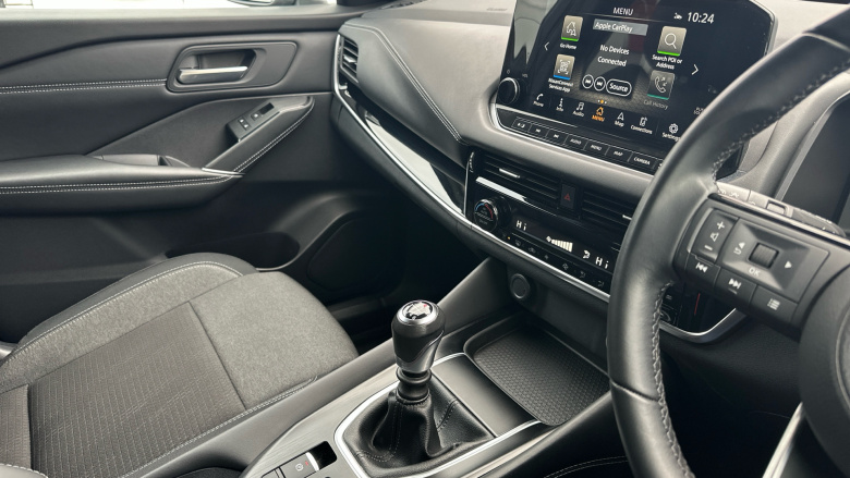 Nissan Qashqai 1.3 DiG-T MH N-Connecta 5dr Petrol Hatchback